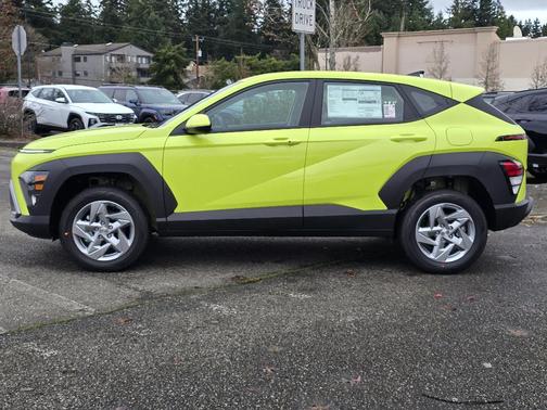 2026 Hyundai KONA SE