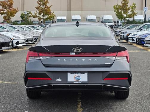 2025 Hyundai ELANTRA HEV Blue