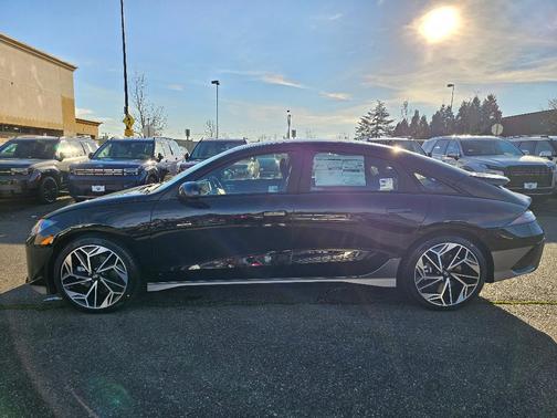 2025 Hyundai IONIQ 6 SEL
