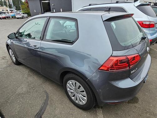 2015 Volkswagen Golf TSI S 2-Door