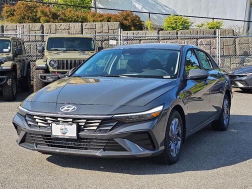 2025 Hyundai ELANTRA HEV Blue