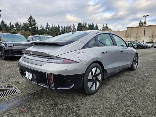 2025 Hyundai IONIQ 6 SE
