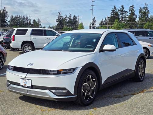White 2024 Hyundai IONIQ 5 SEL