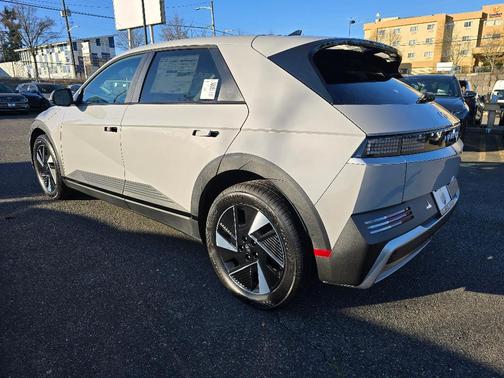 2026 Hyundai IONIQ 5 SE Standard Range