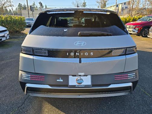 2026 Hyundai IONIQ 5 SE Standard Range