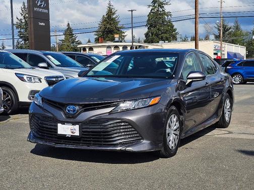 2018 Toyota Camry Hybrid XLE