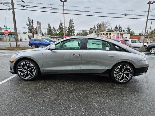 2025 Hyundai IONIQ 6 SEL