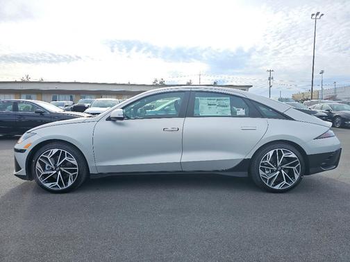 2025 Hyundai IONIQ 6 SEL