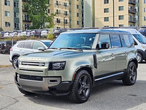 2022 Land Rover Defender 110 X-Dynamic SE