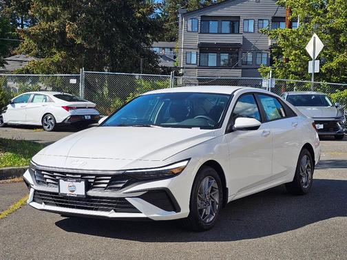 2025 Hyundai ELANTRA HEV Blue