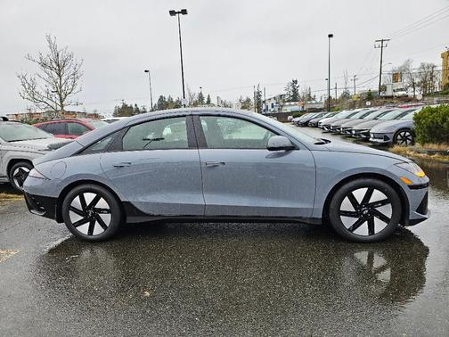 2025 Hyundai IONIQ 6 SE
