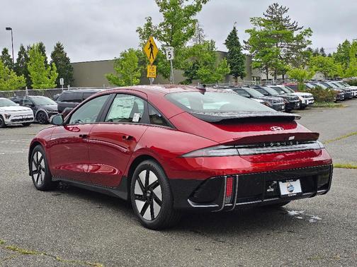 2025 Hyundai IONIQ 6 SE