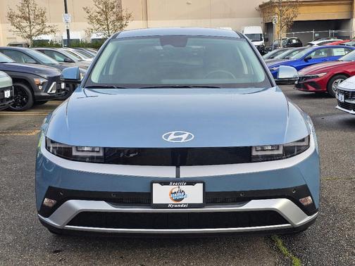 2026 Hyundai IONIQ 5 SE