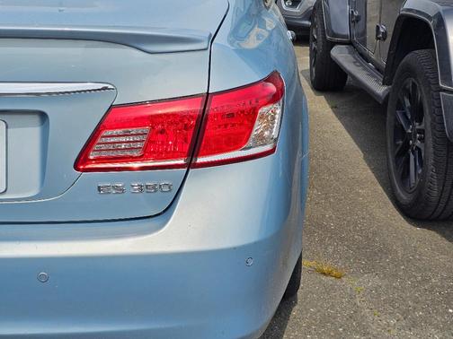 2011 Lexus ES 350 Base