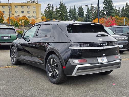 2025 Hyundai IONIQ 5 SEL