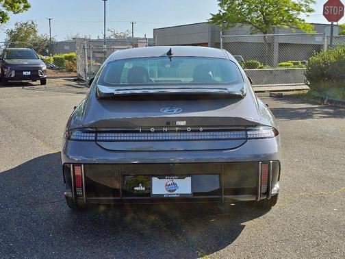 2025 Hyundai IONIQ 6 Limited