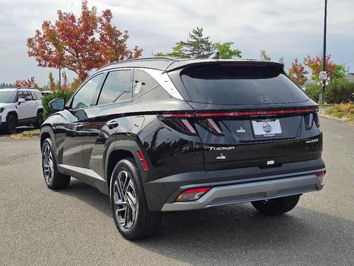 2025 Hyundai TUCSON Hybrid Limited