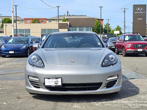 2012 Porsche Panamera Hybrid S