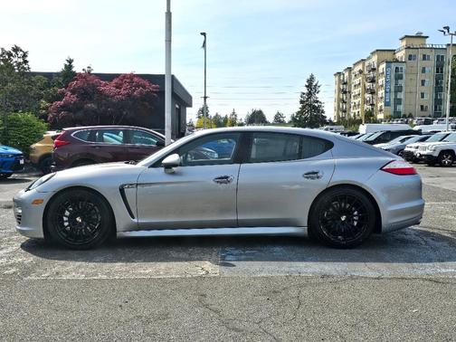 2012 Porsche Panamera Hybrid S