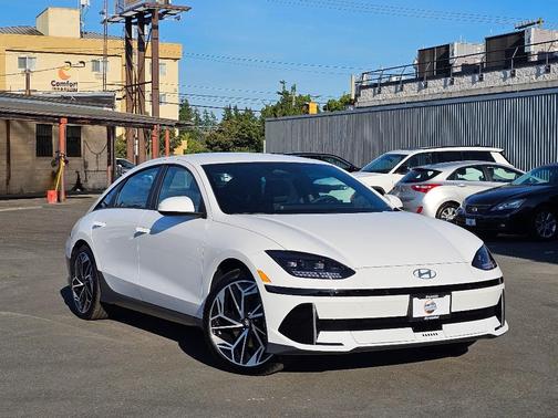 2025 Hyundai IONIQ 6 SEL