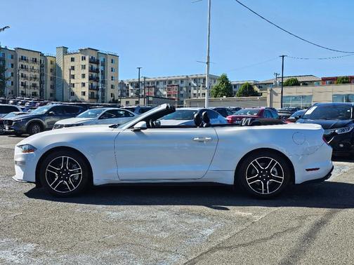 2020 Ford Mustang EcoBoost Premium