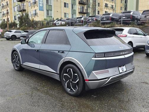Teal 2024 Hyundai IONIQ 5 Limited