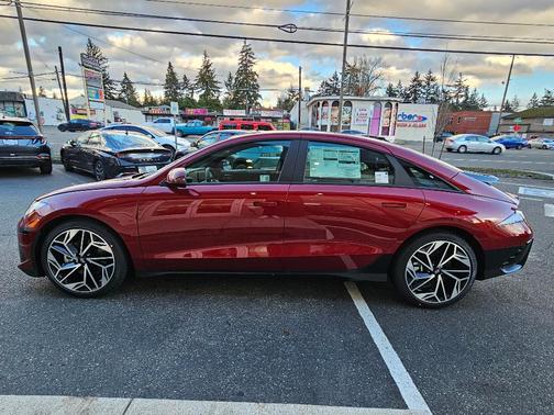 2025 Hyundai IONIQ 6 SEL