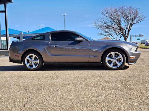 2010 Ford Mustang GT Premium