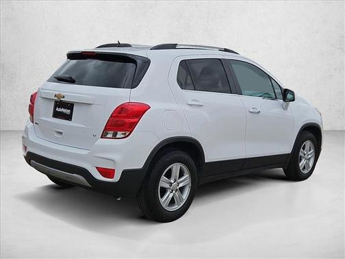 Summit White 2020 Chevrolet Trax LT
