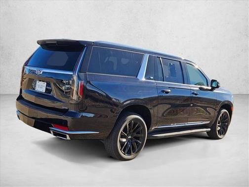 2022 Cadillac Escalade ESV Luxury