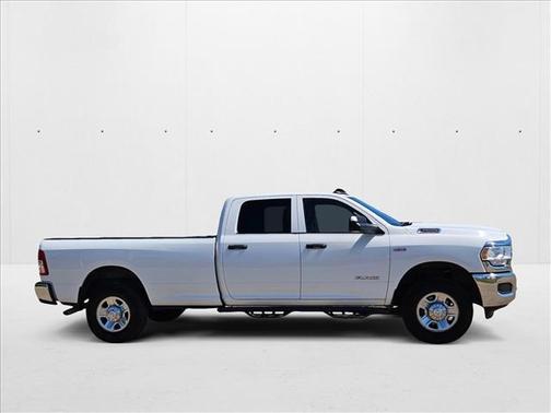 2021 RAM 3500 Tradesman Crew Cab 4x4 8' Box