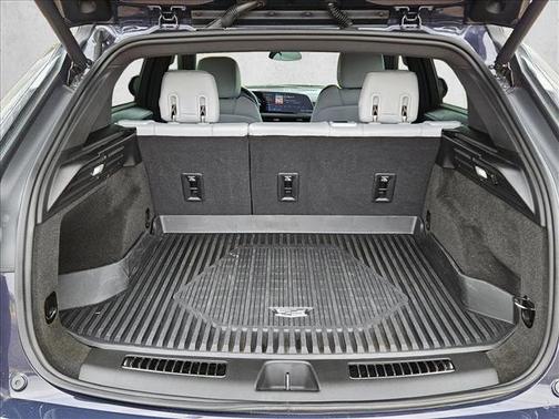 2025 Cadillac XT4 Sport