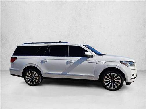 Pristine White 2020 Lincoln Navigator Reserve