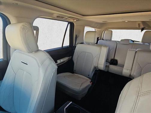 Star White Metallic Tri-Coat 2021 Ford Expedition Platinum