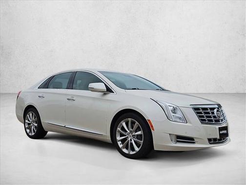 White Diamond Pearl 2013 Cadillac XTS Premium