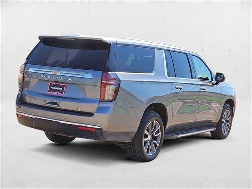 2021 Chevrolet Suburban LT