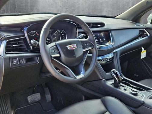2025 Cadillac XT6 Luxury AWD