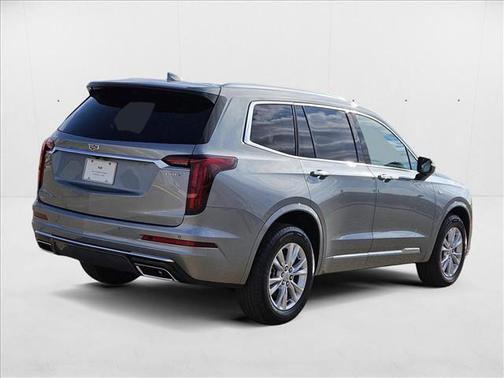 2025 Cadillac XT6 Luxury AWD