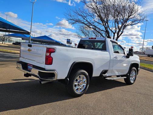Summit White 2024 Chevrolet Silverado 2500 LT