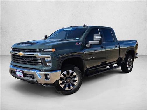 2025 Chevrolet Silverado 3500 LT