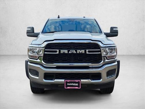 2023 RAM 2500 Tradesman Crew Cab 4x4 8' Box