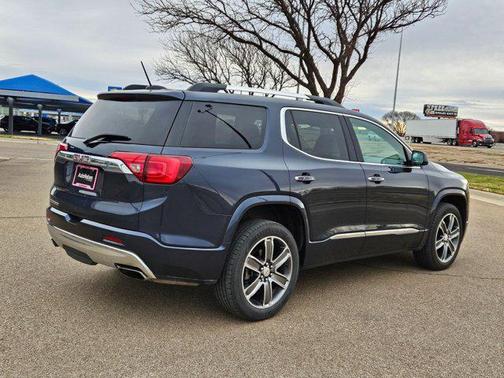2018 GMC Acadia Denali