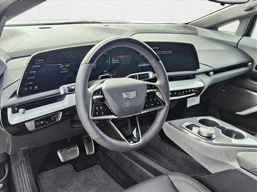 Crystal White Tricoat 2025 Cadillac OPTIQ Luxury