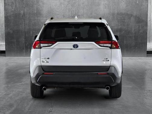 2022 Toyota RAV4 Hybrid LE