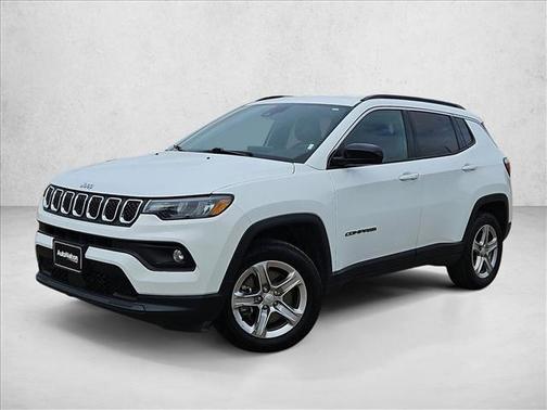 Bright White Clearcoat 2024 Jeep Compass Latitude