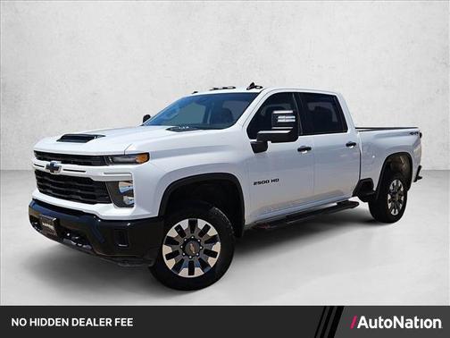 Summit White 2024 Chevrolet Silverado 2500 Custom