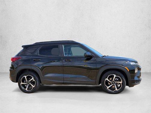 Mosaic Black Metallic 2022 Chevrolet Trailblazer RS