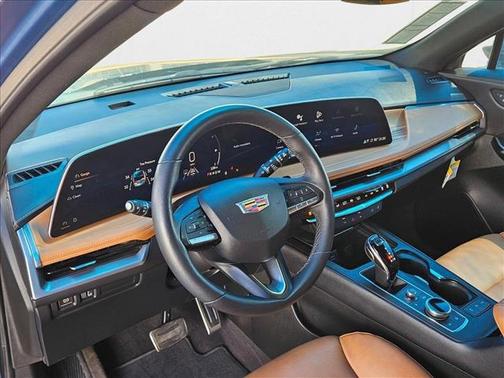 2025 Cadillac XT4 Sport