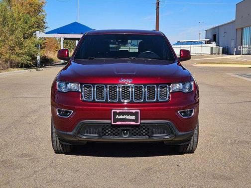2022 Jeep Grand Cherokee Laredo
