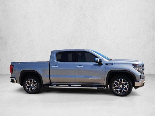 Sterling Metallic 2023 GMC Sierra 1500 SLT